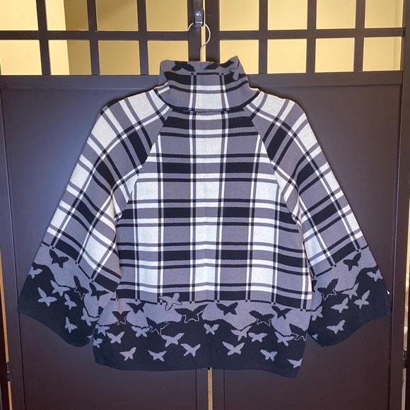 Black & Grey Checked Jacket - Picture 2 of 7